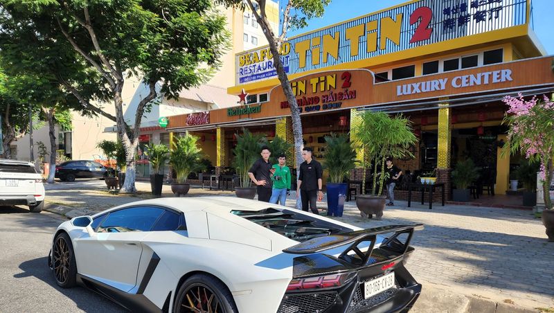  화주관 – 다낭의 신선한 해산물 맛집, 시장 가격으로 즐기는 최고의 식사